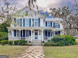 318 E Plum St, Jesup, GA 31546 - MLS 10374991 - Coldwell Banker