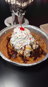 6 TOP ICE CREAM SPOTS IN ARIZONA! 🍦 These are some of our favorite spots in the Valley for a sweet scoop! Let us know your favorite! @jakessweetshoppe @jenisicecreams @scoopandjoy @topoarizona @sweetrepublic @cremechocolats #icecream #arizona #scottsdale #jenisicecream #topo #phoenix #icecreamshop #datenight | Hungry Hotline