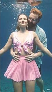 “Ocean Passion: Romantic Underwater Embrace” #OceanRomance#CurvyBeauty#SlowMoMagic