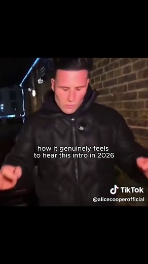 Discovering Alice Cooper's 'Poison': A 70s Classic