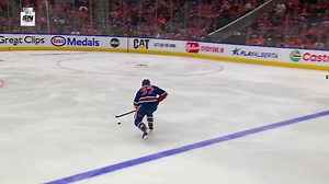 Foegele puts the #Oilers on the board to tie the game 1-1. | Edmonton Oilers