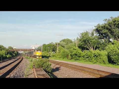 Metra 90 CNW unit at River Forest, IL