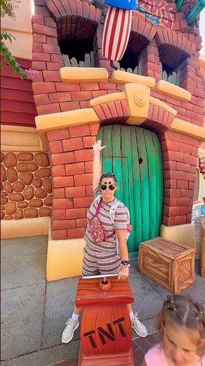 Toontown was Boomin’ #toontown #disneyland #californiaadventure #anaheimcalifornia #disneyvlog