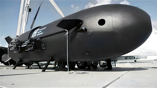The Colossal Sea Drone That Moves Without a Crew