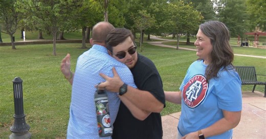 Stranger's quick thinking and CPR training turns shopping trip into life-saving miracle