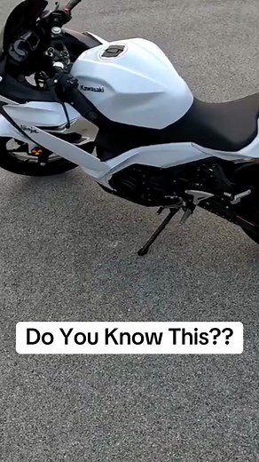 Beginner's Guide: Starting a Kawasaki Ninja 400 Motorcycle