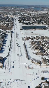 Frisco, Texas is still covered in white Monday morning as the sun shines after the winter storm this weekend. #weather #snow #dfw #texas | Storm Chaser Clint Hendricks IV