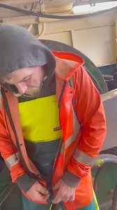 Sorting the catch trawl fishing in aus | On The Deck - Footage from Australia's Commercial Fisherman