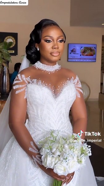 Elegant White Wedding Gown Inspiration for Brides 2024