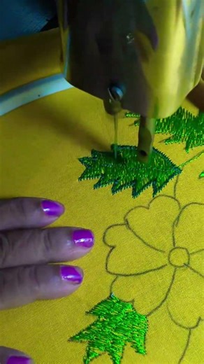 beautiful leaf pattern embroidery design 🌿🌿🌿🌿 zigzag stitch