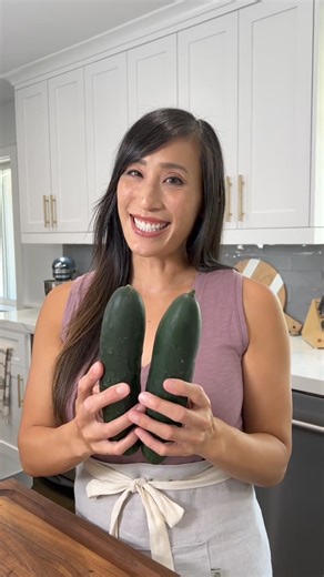 🥒 Curious about the best way to store freshly picked cucumbers? 🤔 Let me guide you through it! 😃 #CucumberTips #OrganicGardening #GardenHarvest 👉 Follow these simple steps for preserving cucumbers' freshness and flavor: | Jessica Gavin