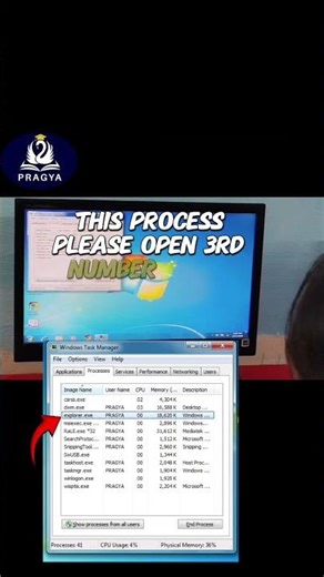 💻 Hide Taskbar and Desktop Icons in Windows | Easy Steps