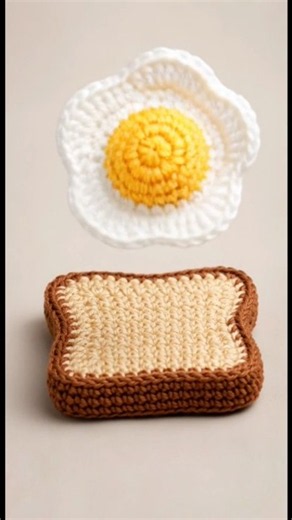 crochet toast keychain #crochet #diy #crochetkeychain