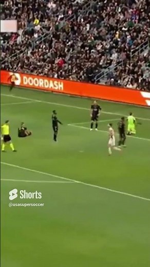 Evander scores his first MLS goal for Portland Timbers