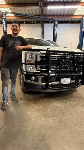 DIRECT OFFROAD on Instagram: "🔥 Fresh Install Alert! 🔥 Today in the shop, we had the pleasure of installing a Ranch Hand grille guard on a 2025 Ford F-250 — and it came out perfect! 💪 Our tech Luis made sure every detail was spot-on and gave it a final wipe-down for that flawless finish. If you’re ready to build your rig right, give us a call at Direct Offroad — 661-588-7702. We’ll get your truck ready for anything! 🛻✨"