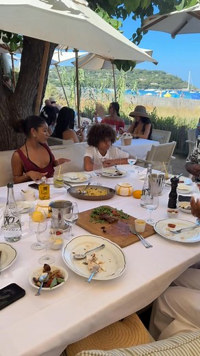 Today we had lunch at one of the most popular beach clubs in St. Tropez - LouLou Ramatuelle. The food was amazing and the DJ had the entire place rocking! | Magic Johnson