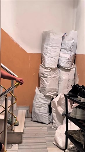 miqnashuapebbles41 (@miqnashuapebbles4) adlı kullanıcının nhạc nền - miqnashuapebbles41 ile oluşturduğu videoları