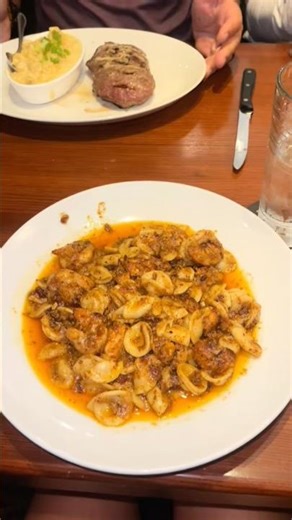 Houlihan’s - Springfield, MO Food #foodie #foodreview #springfieldmo #springfieldmissouri #goodeats