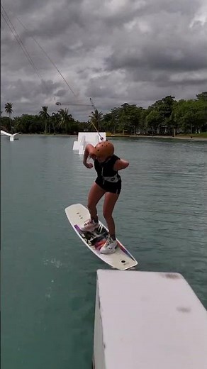 Manon Viallard – Feature Enchanting - Way Back – CWC – WAKEBOARDING