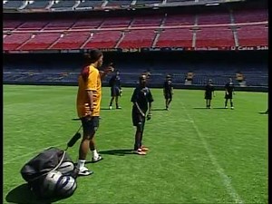 FC BARCELONA - RONALDINHO SOCCER LESSONS (1/4)