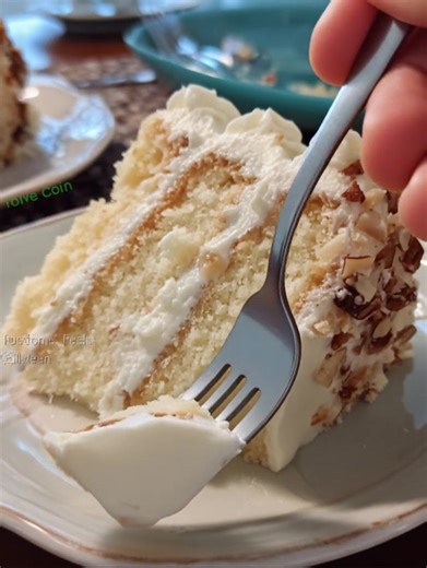 33K views · 92 reactions | This was my nana's all-time favorite cake! Now I know why. Full recipe   | Old fashioned recipe | Facebook