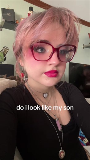 posting this late lol #foryoupageeee #cats #fypage #catmom #wuhluhwuh | cat