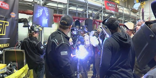 Tuscaloosa Co. students get up close look at blue collar career paths