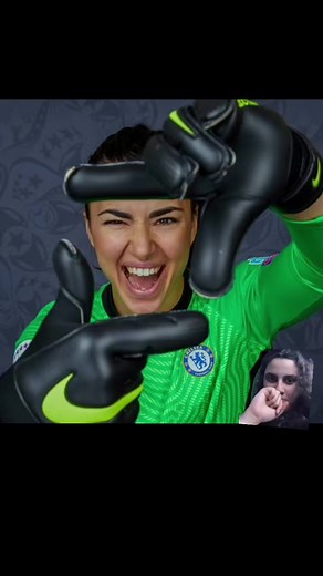 #stitch with @Woso #swedenvsusa #fifawwc #uswnt sorry if this one hurt 😅