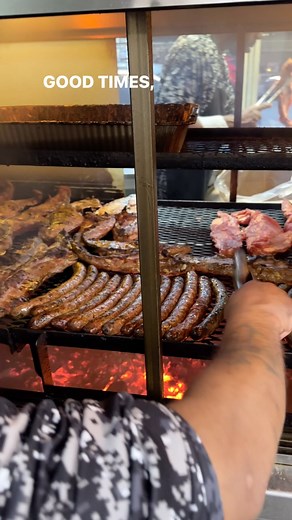 We’re getting ready for a great weekend of bbq…open until 11pm on Saturday…see you soon!! | Lem's Bar-B-Q House