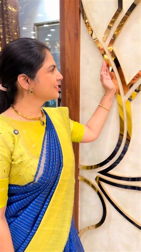 Temple NeedleNthread on Instagram: "Chappa Silk Saree – Royal Elegance 💙💚 Rich Royal Blue Chappa silk saree paired with a classy Green contrast border, beautifully highlighted with all-over zari checks. The lustrous silk texture and traditional weave give it a regal look, making it perfect for weddings, festive occasions, and special celebrations. Elegant, timeless, and effortlessly graceful. ✨ Product Code - TTDS2887 Link For Website Order: https://templedesigner.com/search?type=product&q=ttd