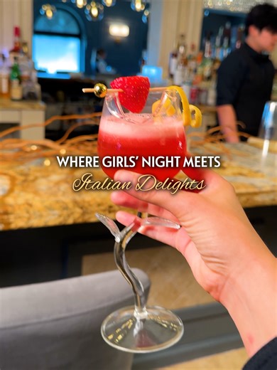 Ladies' night, done right 🥂 Looking for your next girls' night spot? Valentino's is the picture-perfect place for cocktails and conversation: located in Clearwater's only luxury Italain villa. Enjoy white-glove service while dining on authentic pasta, seafood, and classic Italian flavors. Looking for your next girls' night spot? Valentino's is the picture-perfect place for cocktails and conversation: located in Clearwater's only luxury Italian villa.