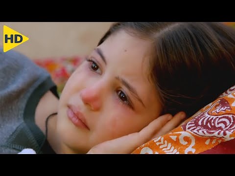 طفلة بكماء تفقد أهلها بدولة بينهما حرب , هل ستنجو ؟! | ملخص فيلم Bajrangi Bhaijaan