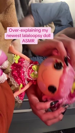 Super Silly Party Glitter Jewel Sparkles #tingles #tapping #scratching #lalaloopsyasmr #lalaloopsy