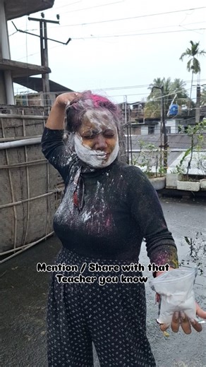 @Bacchon ki Adhyapika 👩‍🏫 on Instagram: "😅🤣😁😁😁 . . . . . . . . . . . . #trending #trendingreels #trendingmemes❤️ #instadaily❤️ #instalike #instaviews❤️ #viralreels #viralreeĺ #viralvideos #views #funnyscenes😂 #comedyreels #funnyteachermemes #teacherstudent #teachercomedy #teachercelebrity #teacherinfluencer #teacherreels #teacherinspirations #teachersfollowteachers #teachersofinstagram #millionviews"