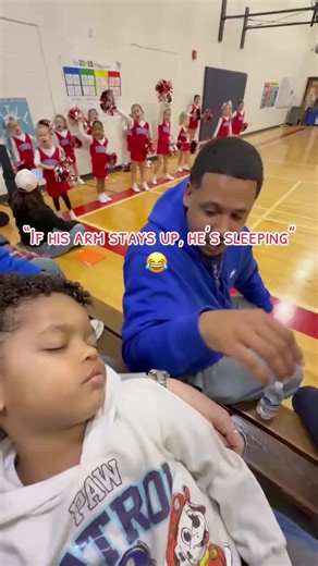 He said ‘if he’s asleep his arm will drop’ and the arm said stay strong king #fyp #toddlersoftiktok #funny #funnyvideos #fypシ