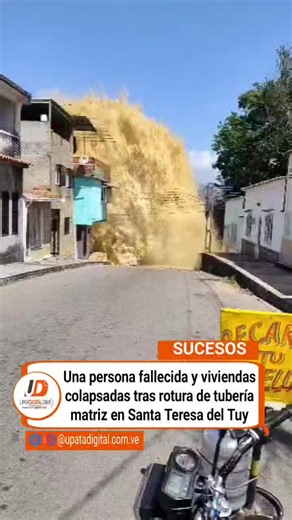Diario Upata Digital on Instagram: "#Sucesos 🚨🇻🇪Una persona fall€c¡ó este martes luego de la rotura de una tubería matriz registrada en la calle La Ceiba, sector Campo Alegre, en Santa Teresa del Tuy, municipio Independencia de los Valles del Tuy, estado Miranda. De acuerdo con los reportes preliminares difundidos por habitantes de la zona a través de redes sociales, la magnitud del incidente provocó el colapso de varias viviendas, dejando además a numerosas familias damnificadas. Tras el hec