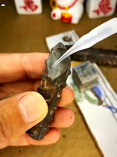 4 Types of Glue for Wood, Metal, and Plastic