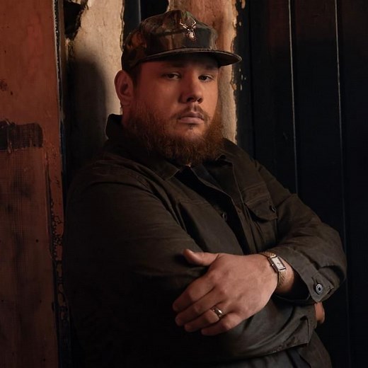 FOREVER AFTER ALL (EN ESPAÑOL) - Luke Combs - LETRAS.COM