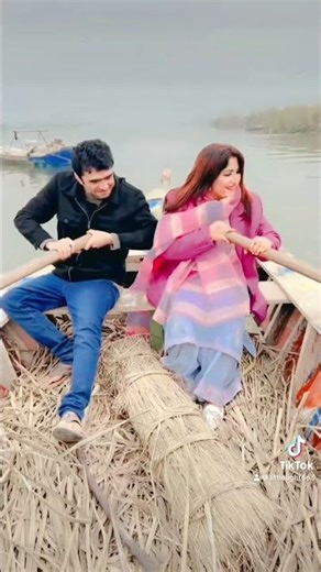 Romantic Husband and Wife Boating Experience | Romantic Couple Love on Water