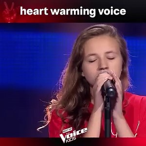 Anna Delivers a Stunning Performance of Christina Aguilera’s "Hurt" 💫 #TheVoice #BestofTheVoiceKids | Best of The Voice Kids