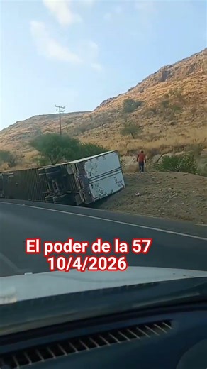 se registra 10-42 Km 152 de SanLuisPotosí hacia Querétaro.