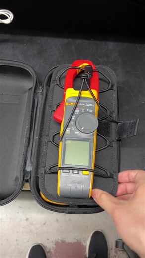 The current meter case set up 378FC x 1587FC #electrician #sparky #electrical #tools #FlukeTools #FlukePartner #Fluke378FC #Fluke1587FC @flukecorp