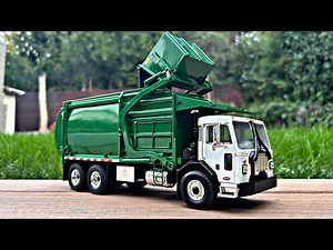 First Gear Garbage Trucks: Peterbilt 520 Wittke Front Load Garbage Truck Unboxing + Demo