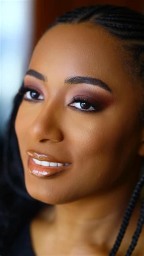 yousra mosa makeup artist on Instagram: "“Stunning African-American bride ✨ Effortless beauty and timeless elegance.” #AfricanAmericanBride #BridalMakeup #MelaninBeauty GlamBride WeddingInspiration BridalGlam MakeupArtist BlackBrideMagic BrideLook FlawlessMakeup 👑🥝ѕαяαċ🍈Rūqah🍈"