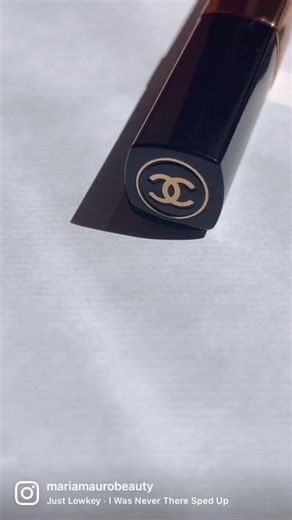 Rouge Coco Gloss @chanelbeautyofficial 106•Amarena 🍒 #lip #lipsync #lipcolourchallenge #lipstick #lips #lipgloss #glowup #gloss #makeuptutorial #cosmetics #chanel #chanelbeauty #glossylips #bestie #gold #magic #makemefamous #b #a #g #l #o #c #fy #fyp #fypシ #foryoupage #foryourpage #foryoupageofficiall #beauty #beautiful #beautyhacks #beautytips #beautytok #beautyreview #beautytexture #love #like #lol