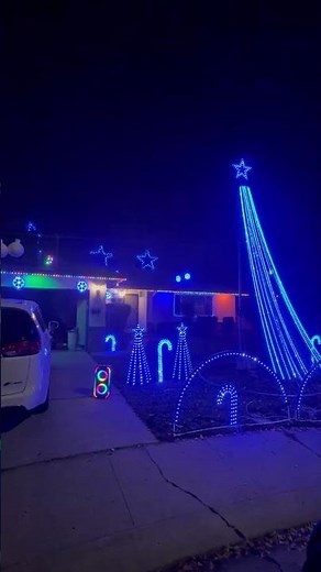 2025 holiday lights: Christmas light show in Modesto