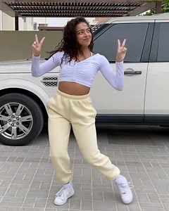 654K views · 287 shares | we got THOUSANDS of submissions to this dance challenge from all over the world and put them into one youtube video!! you guys killed this  link in my bio to the full vid. should we do another one soon? | Matt Steffanina | Facebook