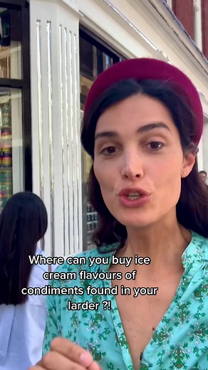 Exploring Pont Street in London