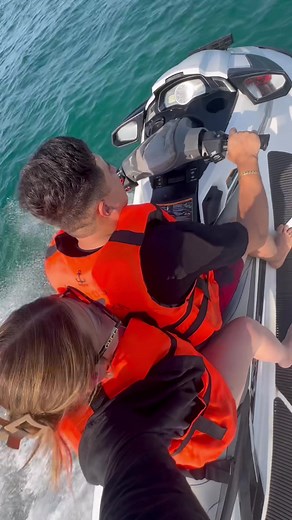 Linda date 🥥🤍🌴 #foryou #date #sun #fy #goodthing @Alberto Rivera