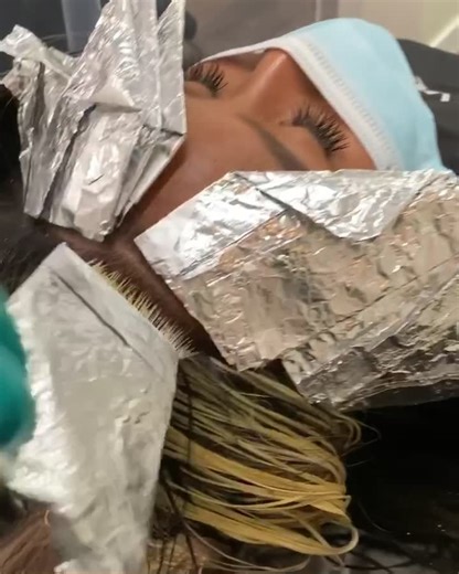 SEATTLE MONEY PIECE BALAYAGE #hairstylist #seattlehairstylist #seattlebalayage #balayage #hair #highlights #hairpro #salon #hairsalon #tonehairsalon